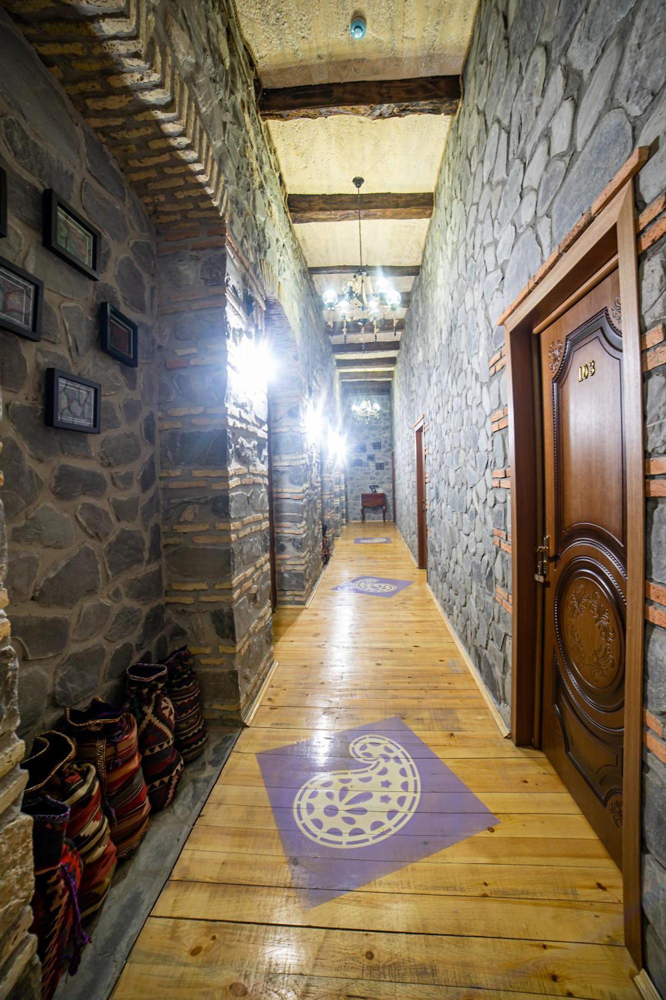 Hotel Old Town Şǝki Esterno foto